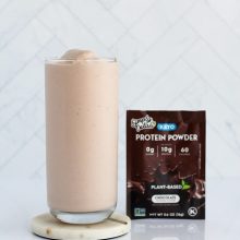 Chocolate Protein Milkshake by @klean.kate Featured Image