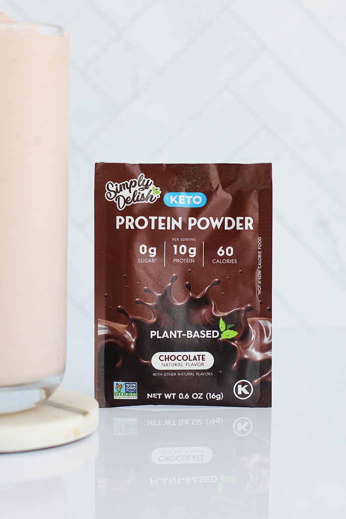 Chocolate Protein Milkshake by @klean.kate close up