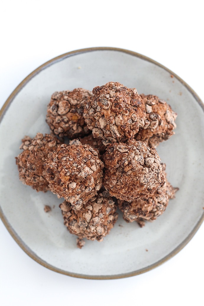 Chocolate Peanut Butter Keto Fat Bombs top view close up