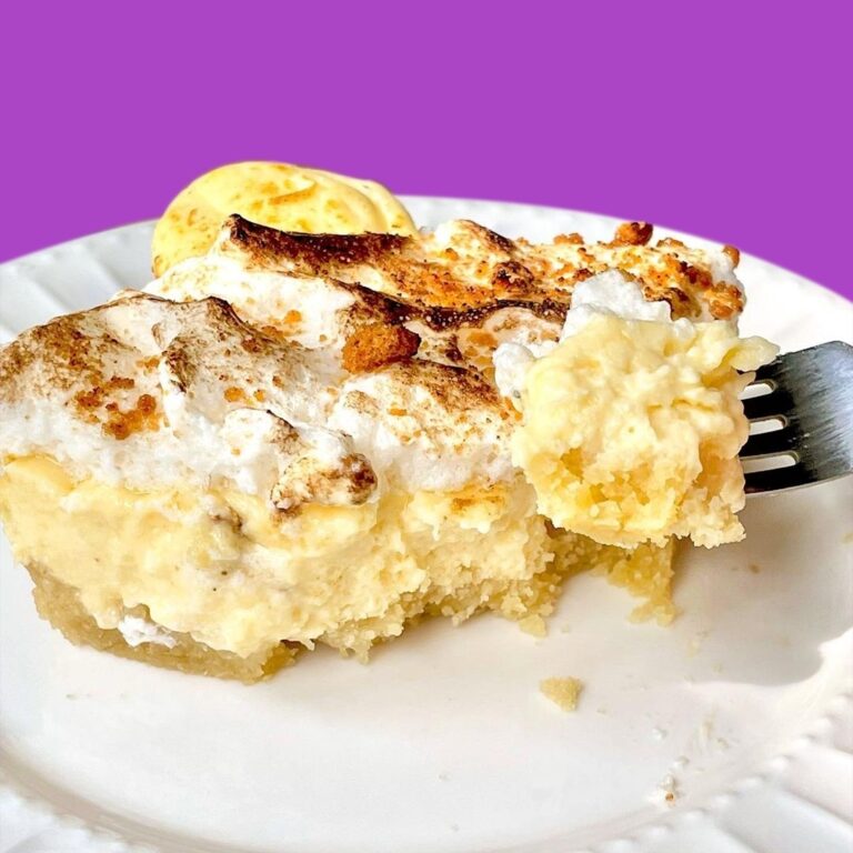 Keto Banana Meringue Cheesecake