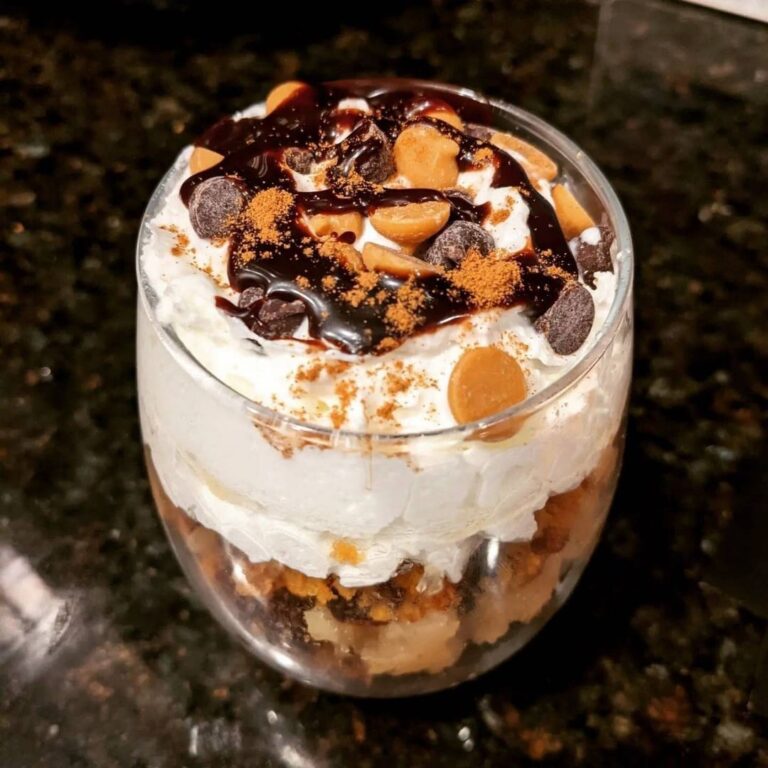 Keto Pumpkin Spice Cookie Trifle