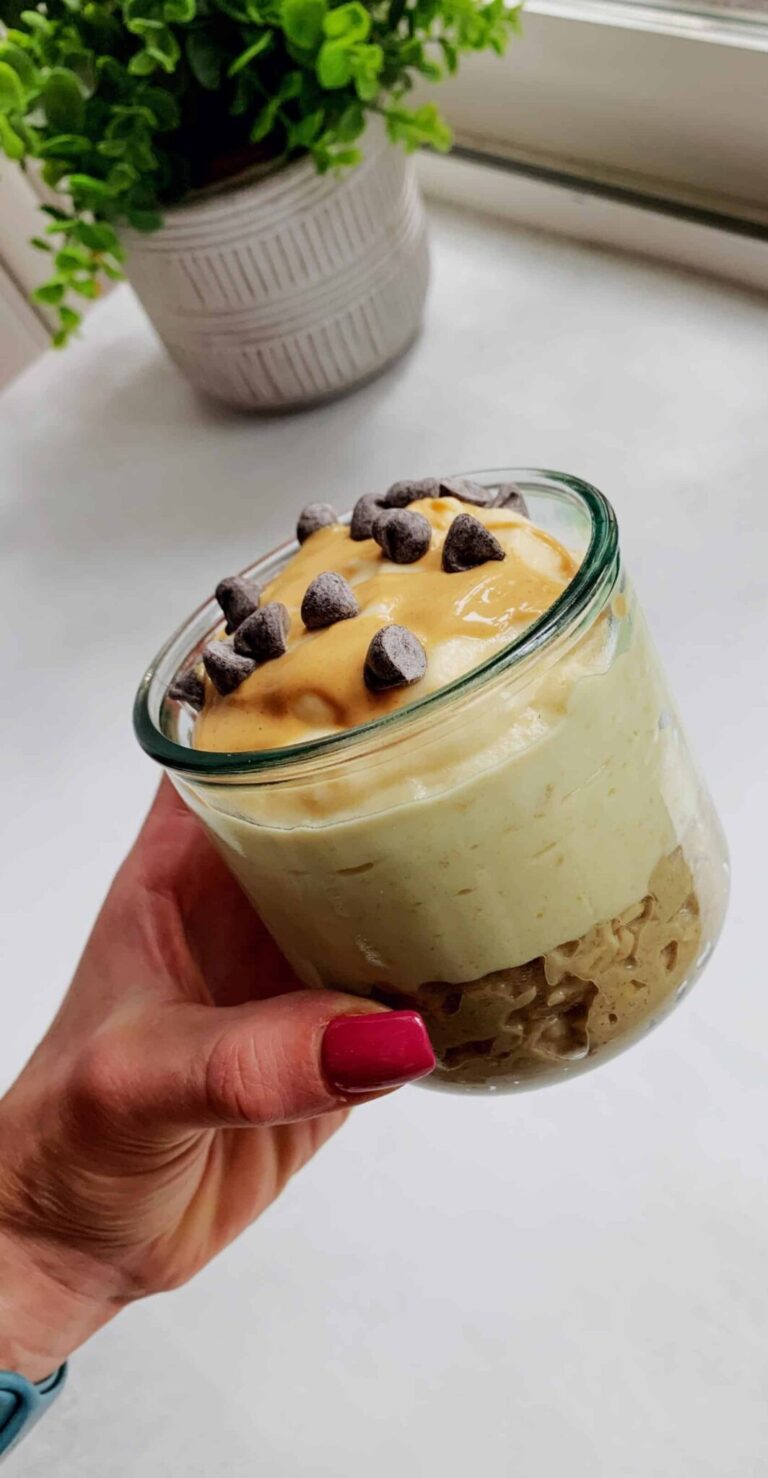 Peanut Butter Butterscotch Protein Oats holding