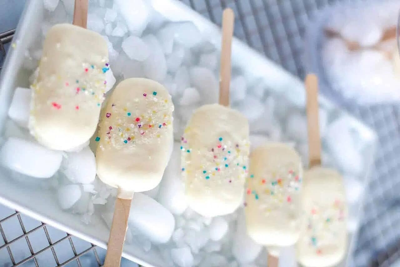 Try these Healthy Ice Cream and Popsicle Recipes that are Sugar-Free and Keto-Friendly