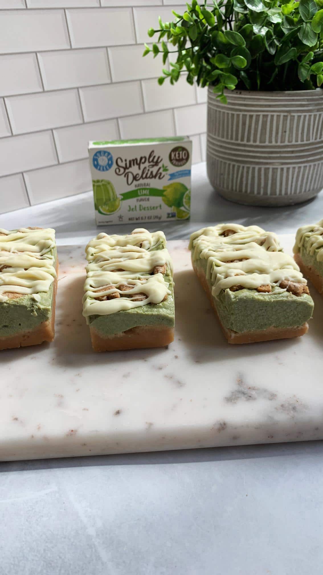 White Chocolate Key Lime Pie Cookie Bars5